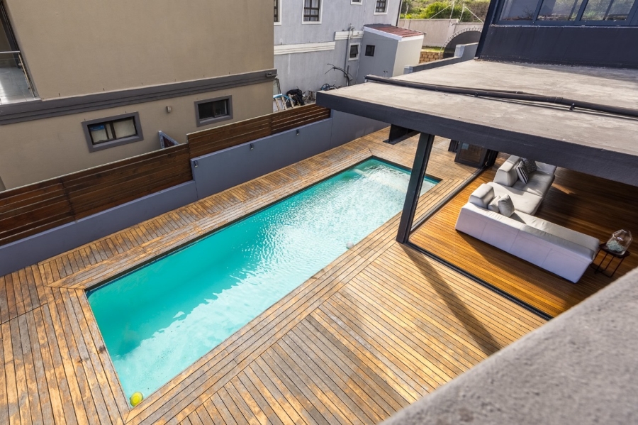 5 Bedroom Property for Sale in Deo Gracia Western Cape